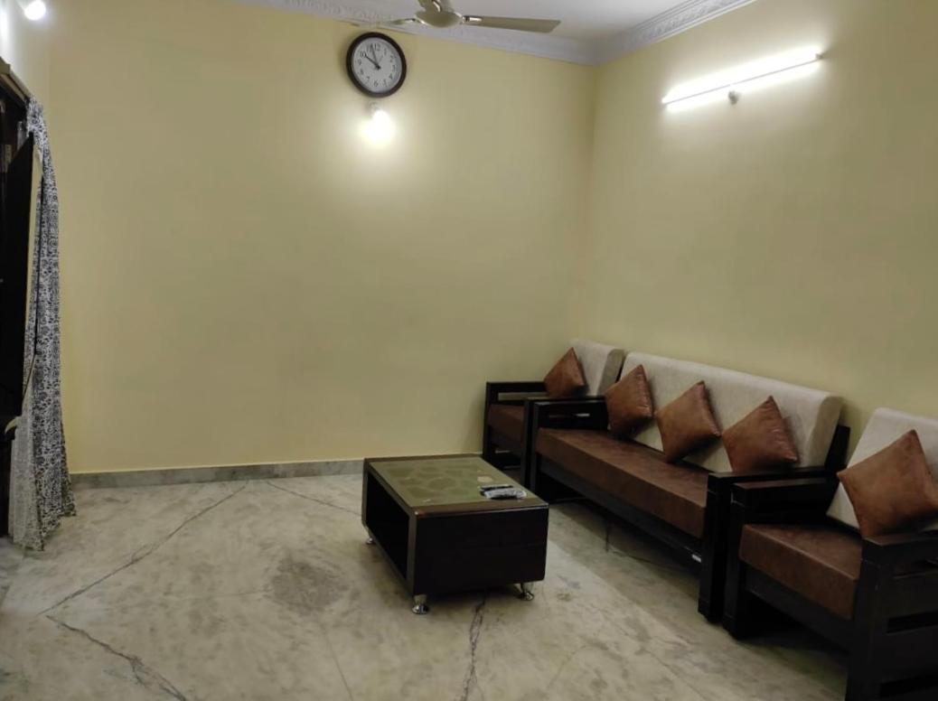 Home To Explore Food, History & Shopping Hyderabad Bagian luar foto