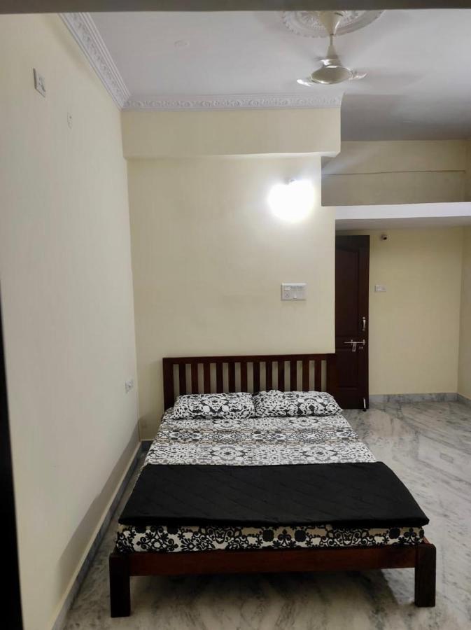 Home To Explore Food, History & Shopping Hyderabad Bagian luar foto