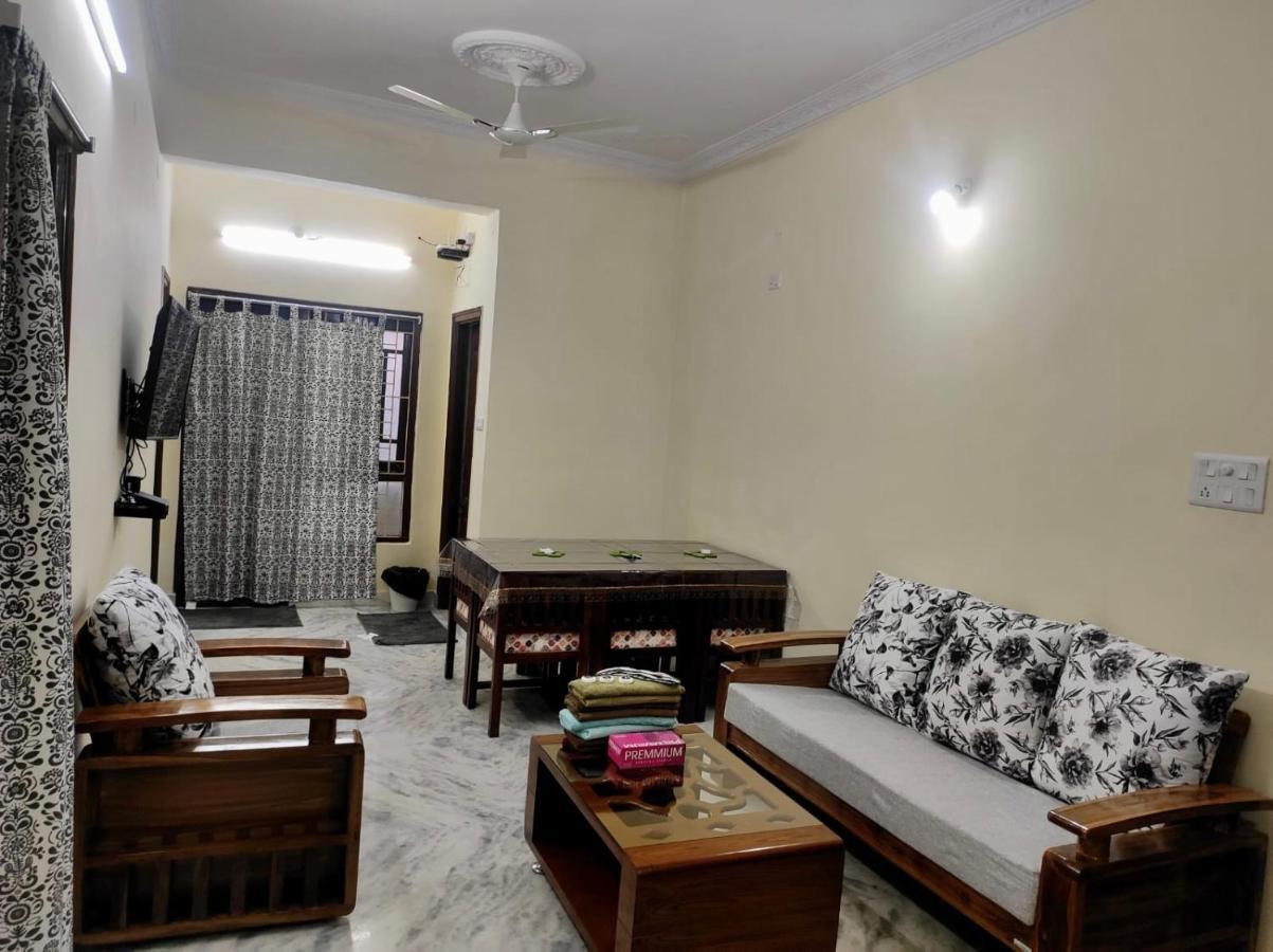 Home To Explore Food, History & Shopping Hyderabad Bagian luar foto