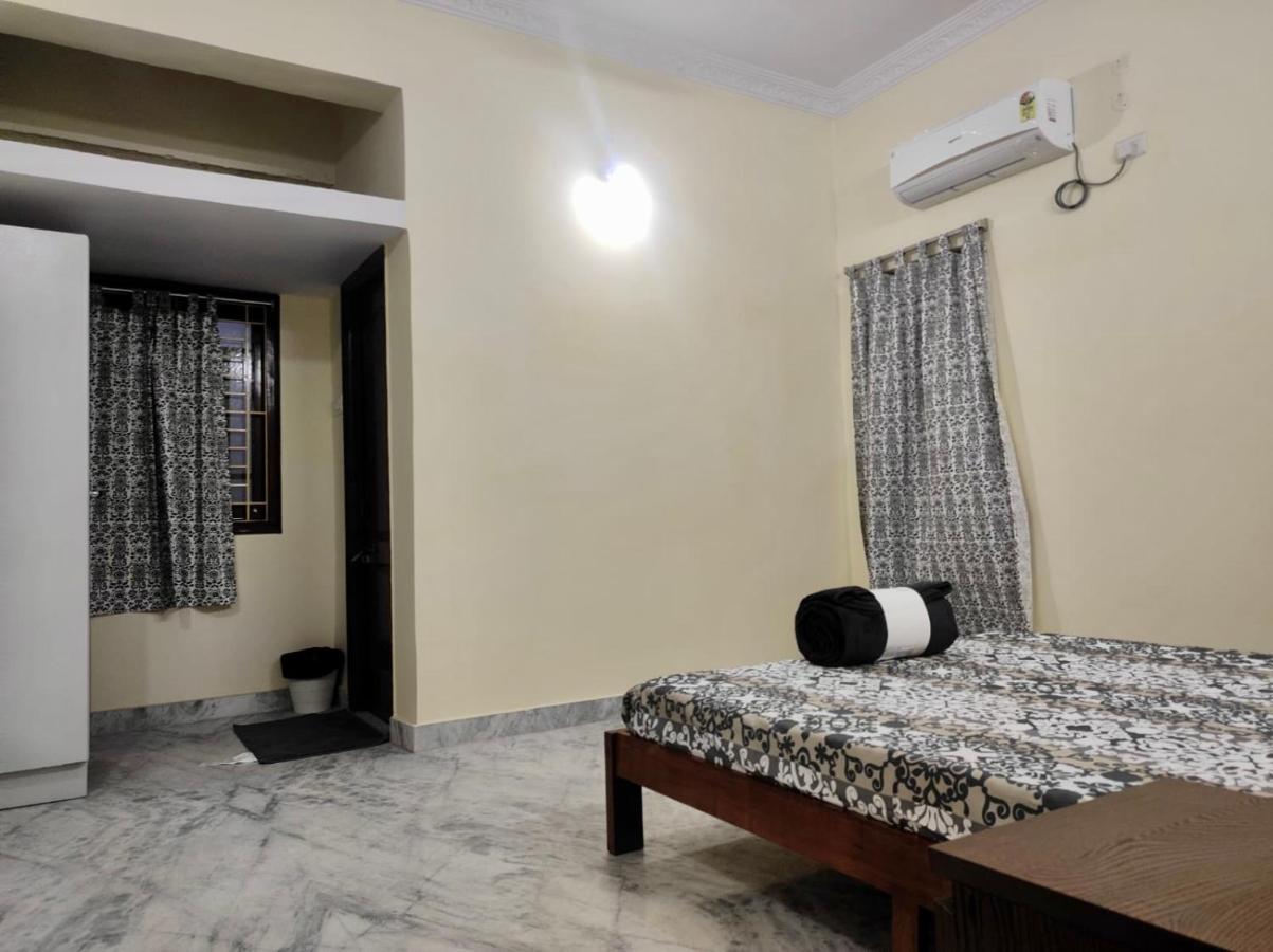 Home To Explore Food, History & Shopping Hyderabad Bagian luar foto