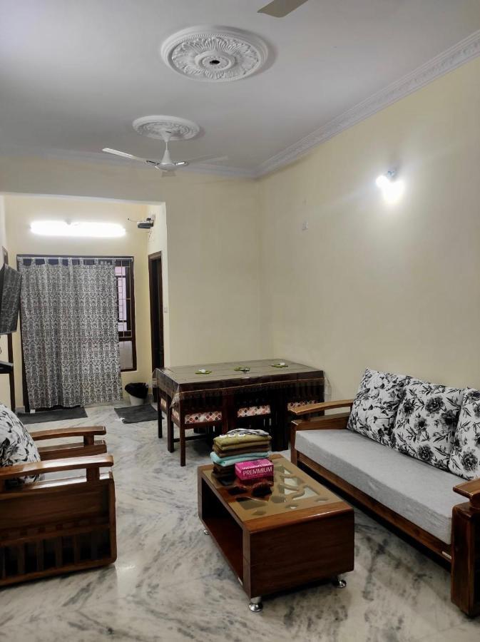 Home To Explore Food, History & Shopping Hyderabad Bagian luar foto