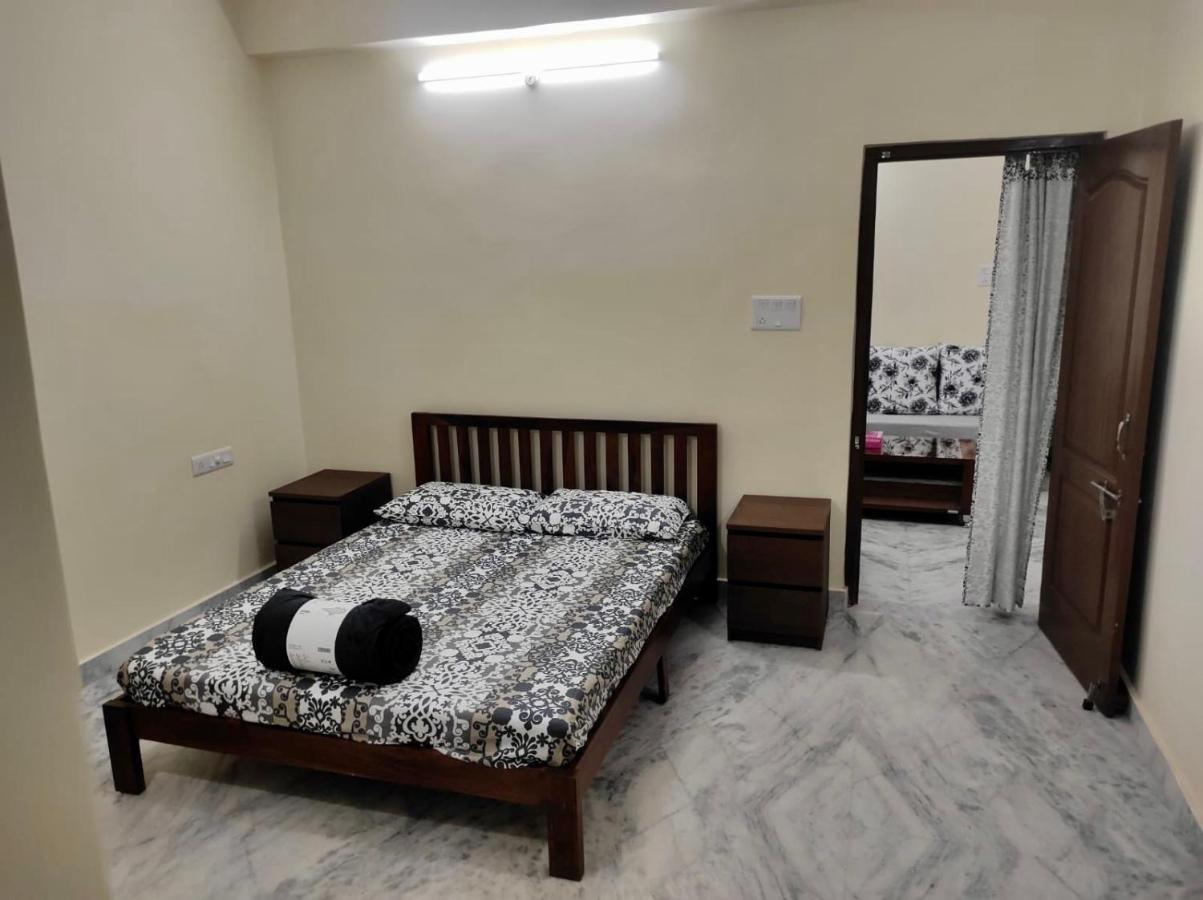Home To Explore Food, History & Shopping Hyderabad Bagian luar foto