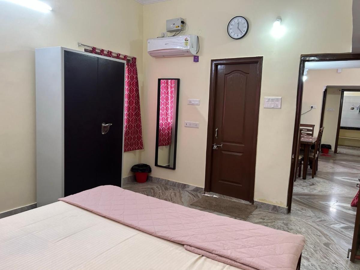 Home To Explore Food, History & Shopping Hyderabad Bagian luar foto